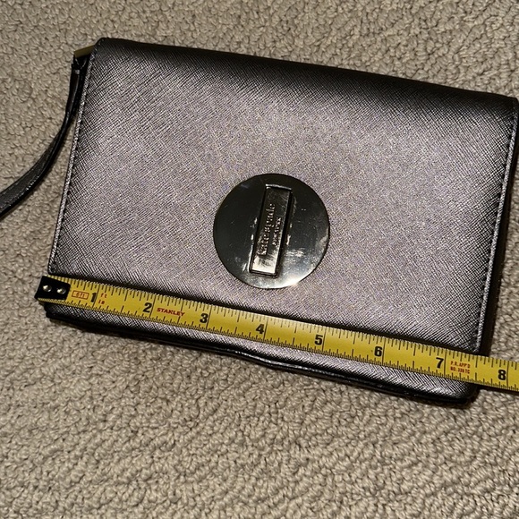 Kate Spade Crossbody - Picture 6 of 16